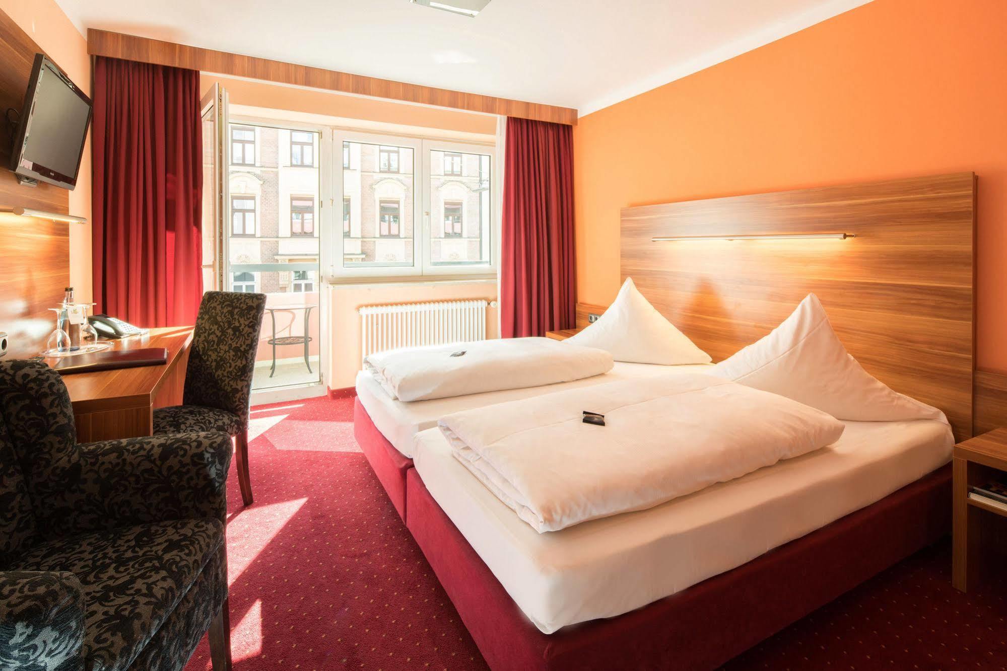 Hotel Isartor Munich Luaran gambar